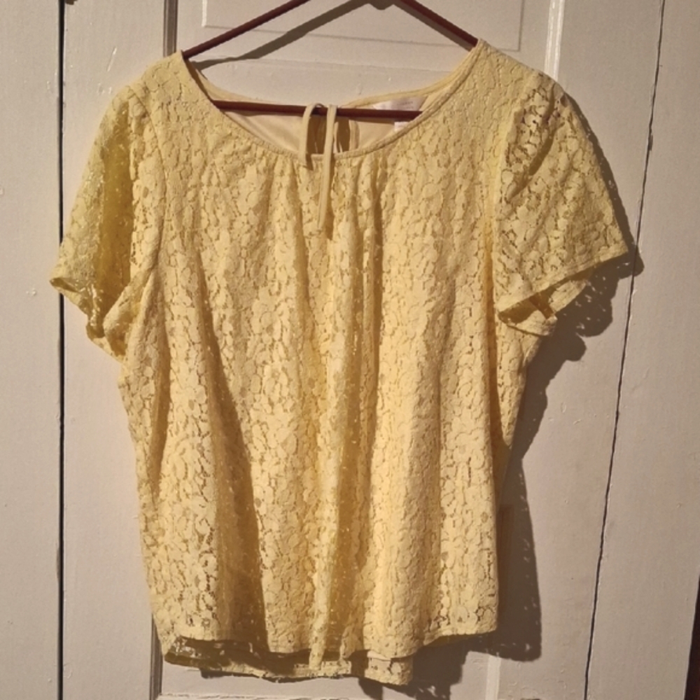 LC Lauren Conrad Yellow Flutter Sleeve Ruffled Blouse